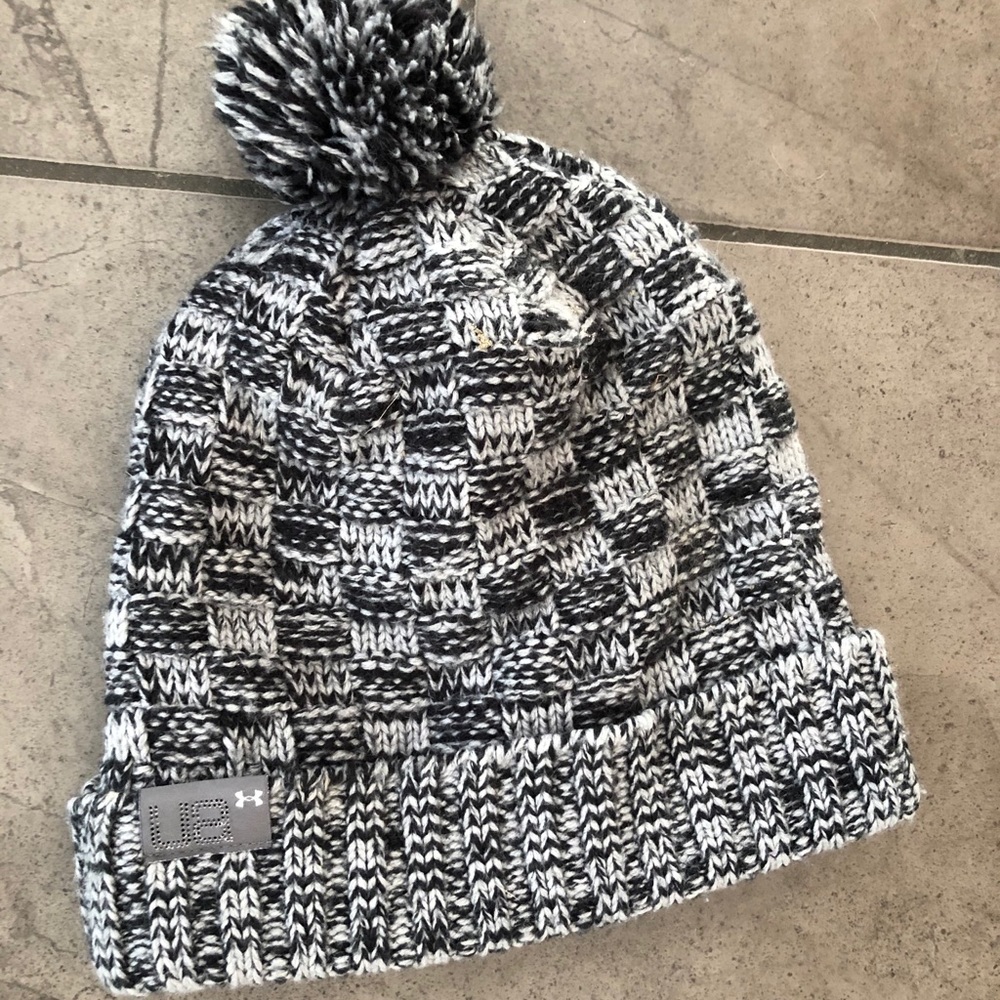 UnderArmour Pom beanie